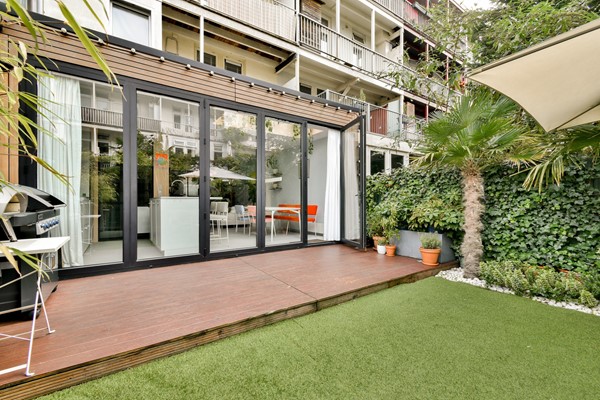 Medium property photo - Van Hogendorpstraat 154H, 1051 BX Amsterdam